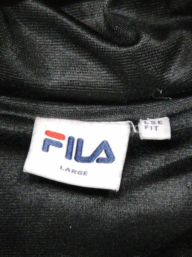 (L) 휠라 뽀글이 점퍼 블랙 필라 후리스 후드자켓--2