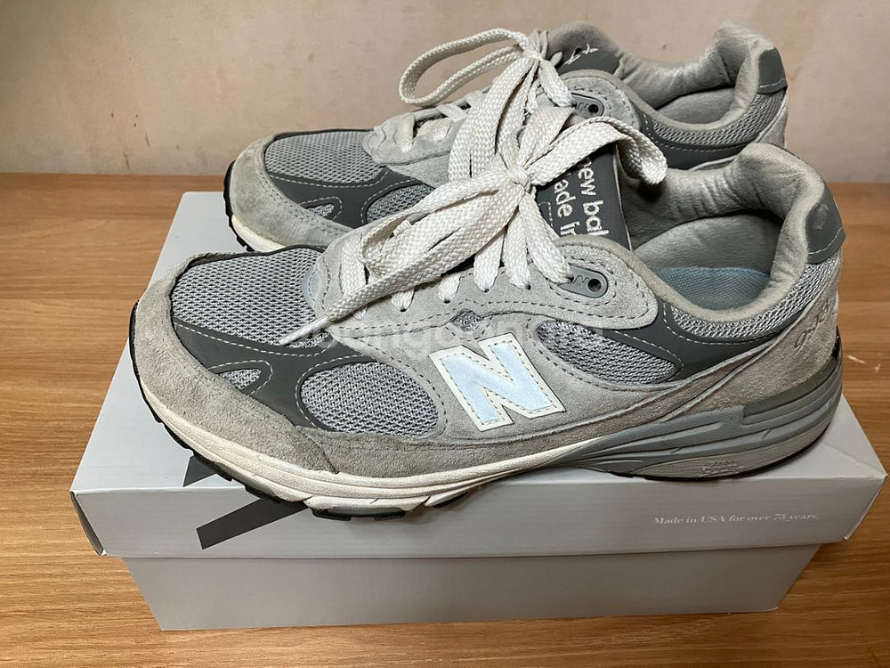 New Balance 993 - 2E Wide 260--2