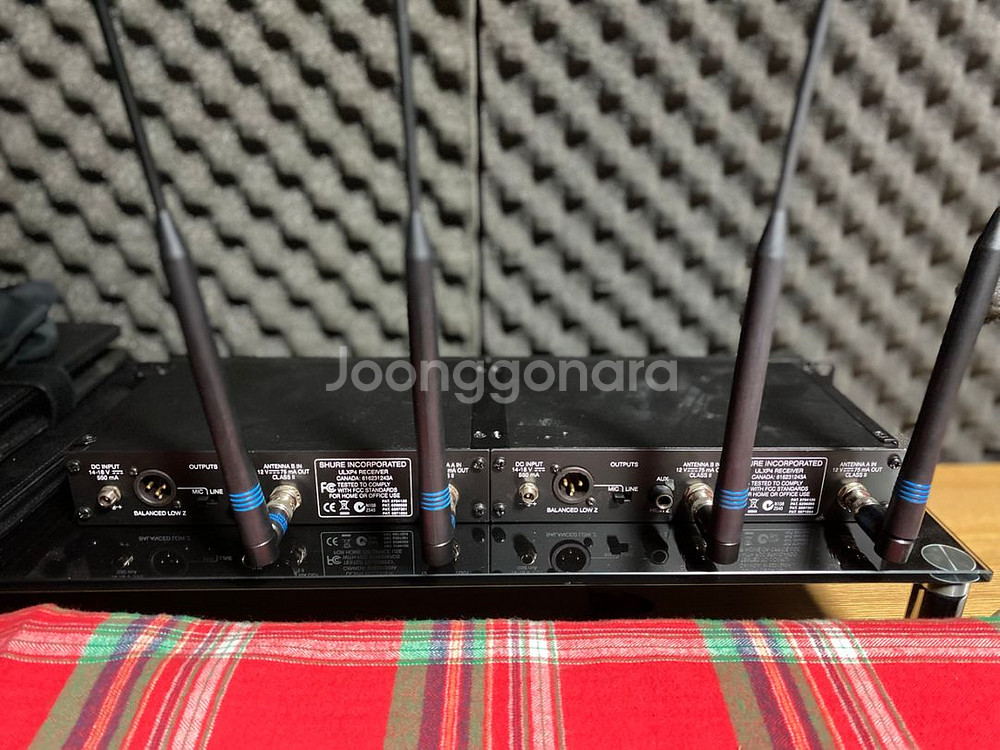 슈어 무선 핀마이크 ULXP4 700mhz 2ch--1