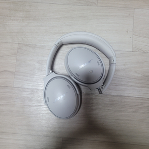 Bose 보스 QC 헤드폰 스모크화이트