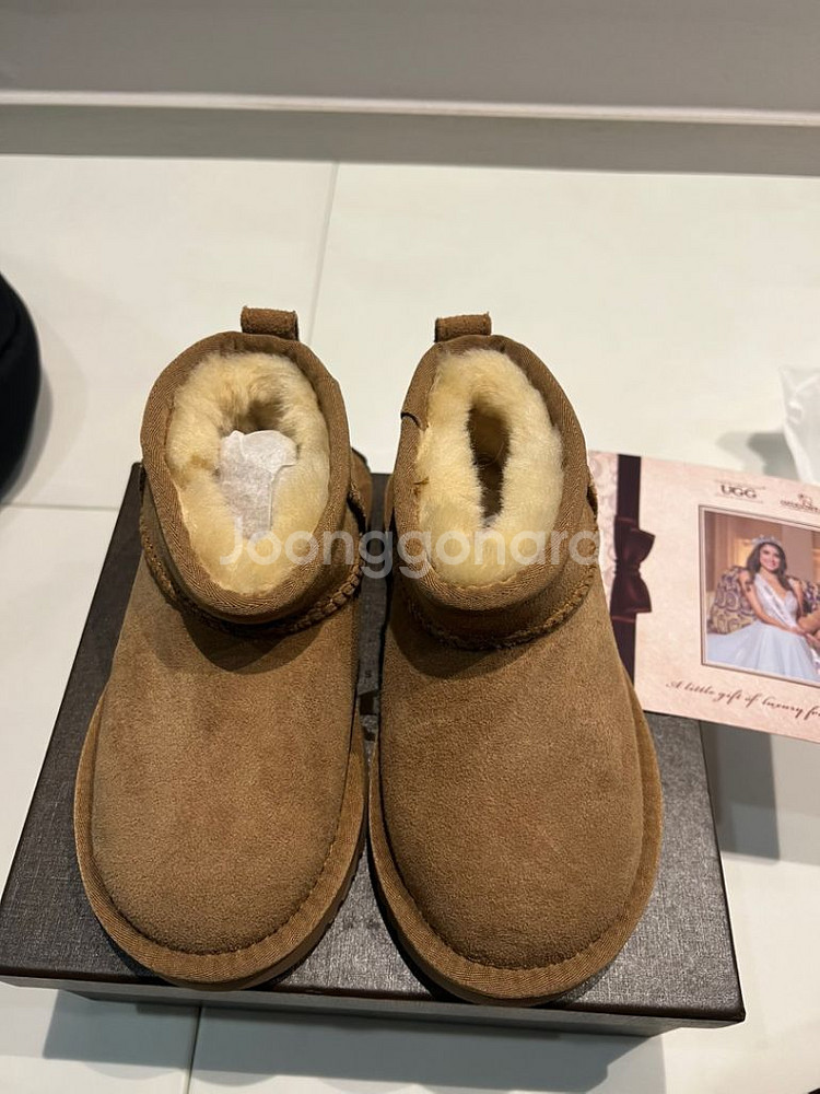 아기 어그UGG 부츠 9/10 180 새상품--0