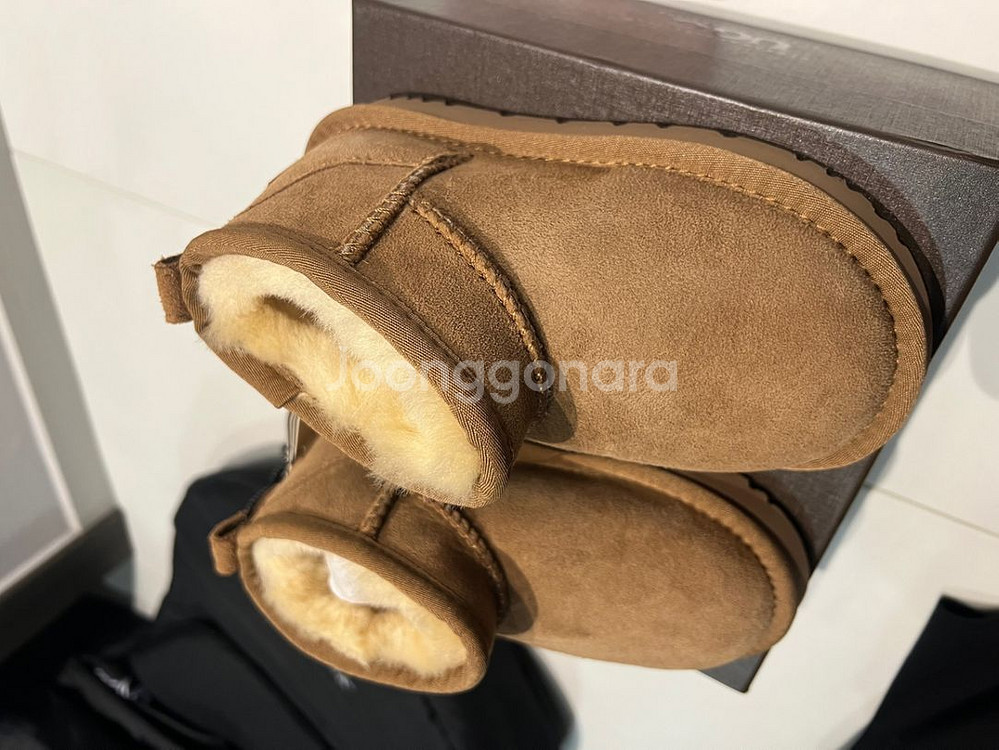 아기 어그UGG 부츠 9/10 180 새상품--2