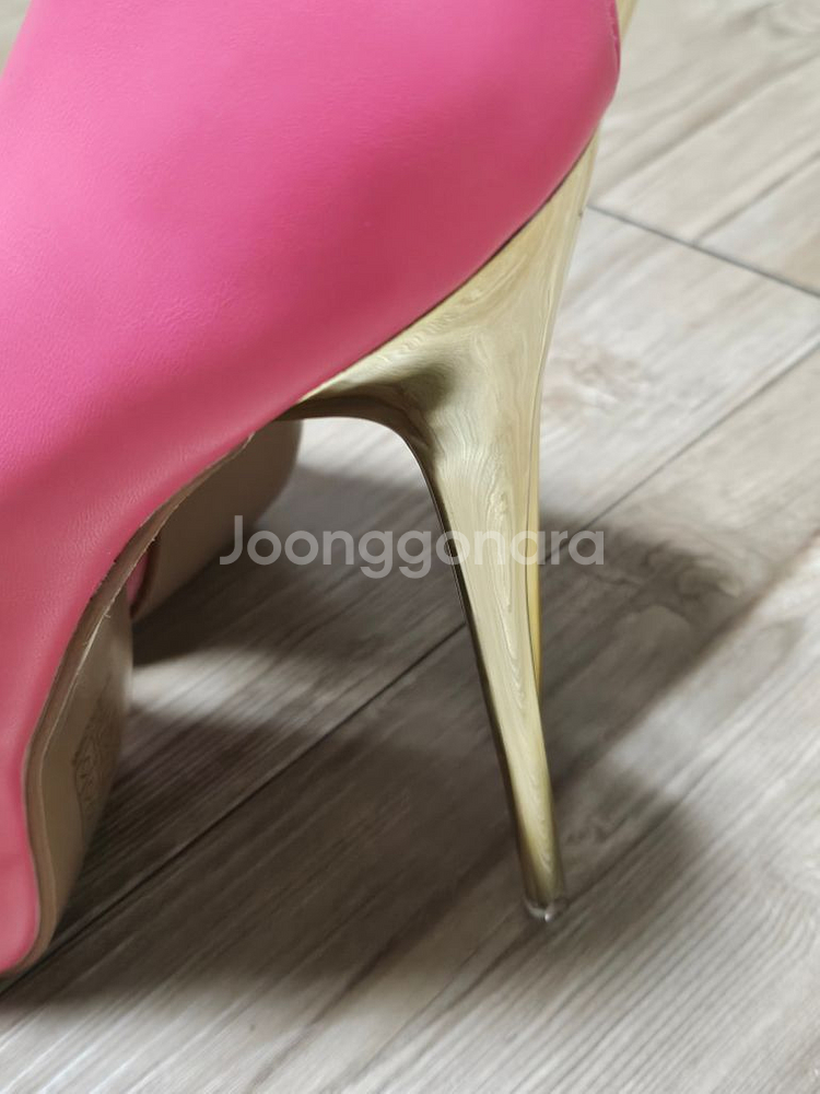 가보시 킬힐 판매합니다.--5