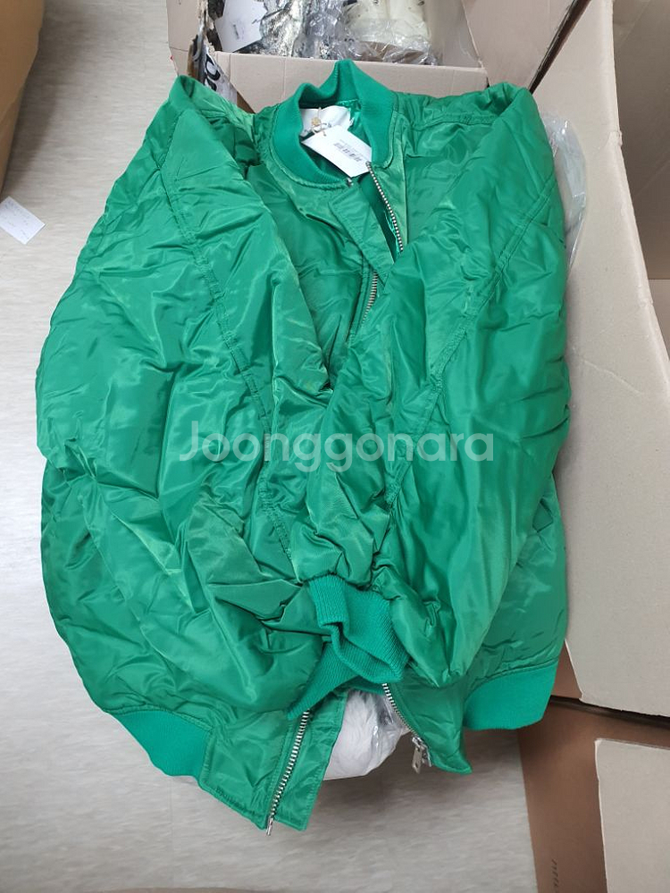 (새상품)더프랭키샵 그린 봄버 자켓 패딩 XS/S사이--8