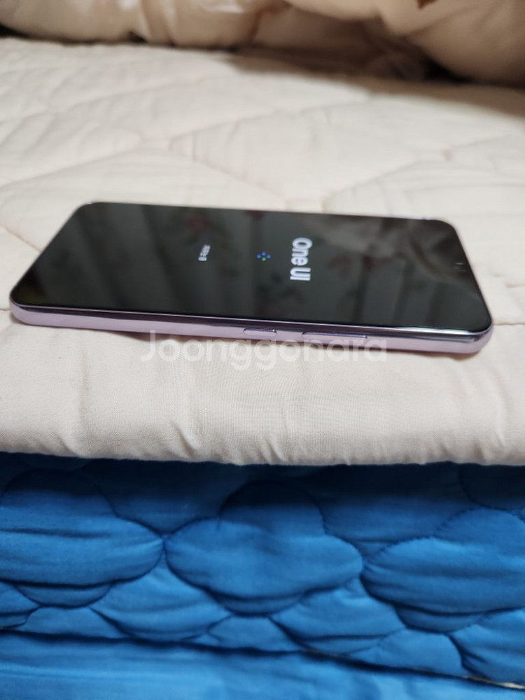 갤럭시S22 퍼플색상판매합니다.--4