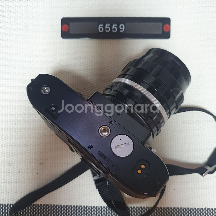 니콘 EM 필름카메라 1대2 28mm 단렌즈 블랙바디--4