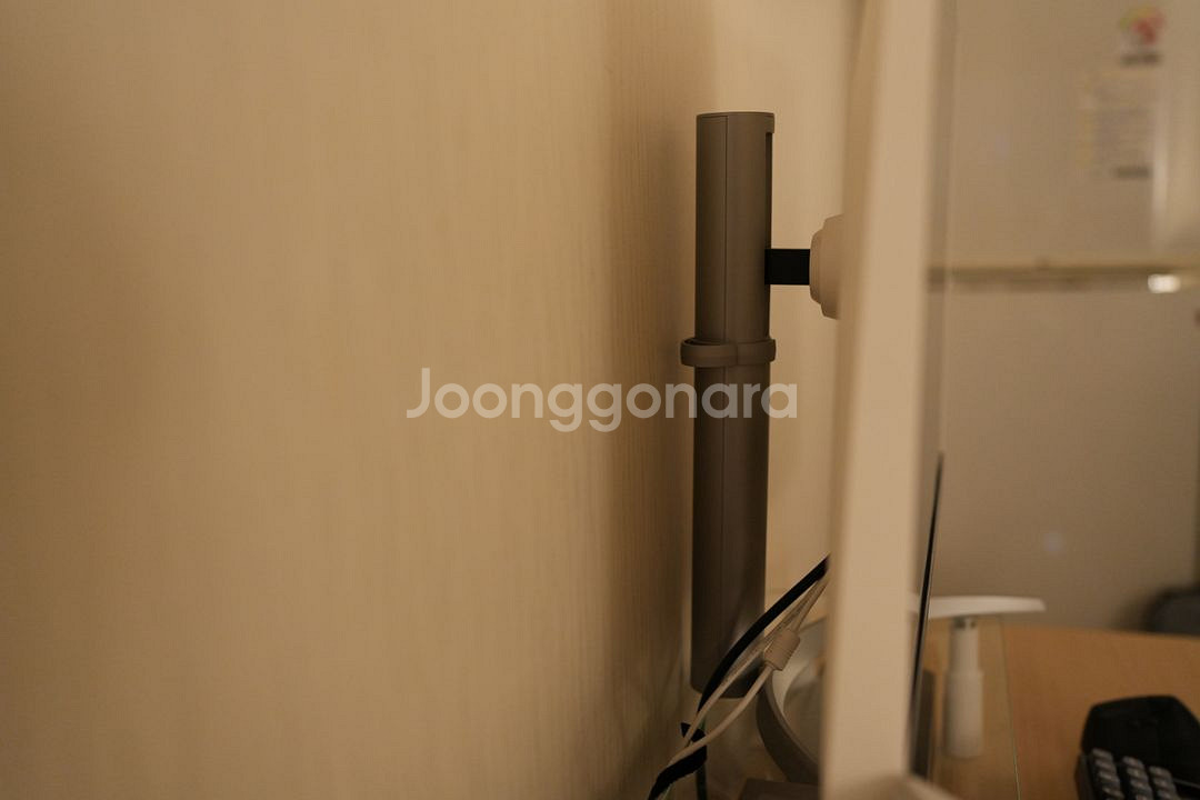 LG 32인치 4K 스마트모니터 판매합니다 32SQ75--4