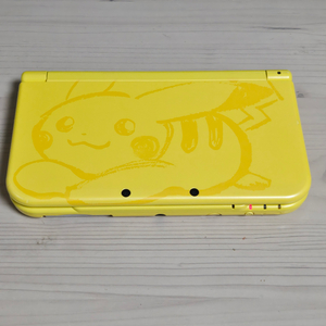 닌텐도 New 3ds xl 뉴큰다수 피카츄 에디션