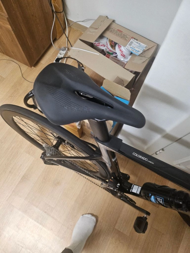 사바 콜로라도 7F 105 di2 이미지