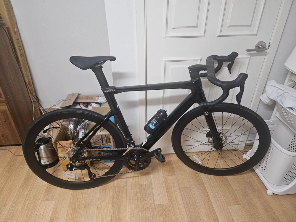 사바 콜로라도 7F 105 di2 이미지