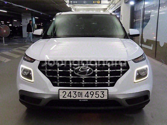 @22년식 베뉴 1.6 가솔린 모던 플러스 전국최저가--1