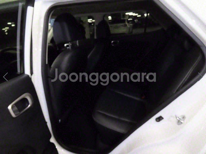 @22년식 베뉴 1.6 가솔린 모던 플러스 전국최저가--6