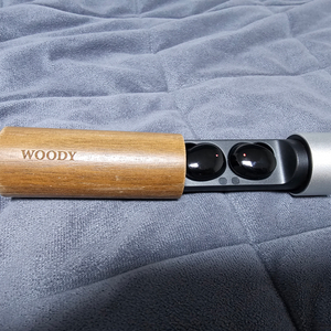 woody J2 (우디) 블루투스 이어폰 판매합니다.