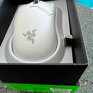 Razer viper V2pro(white)