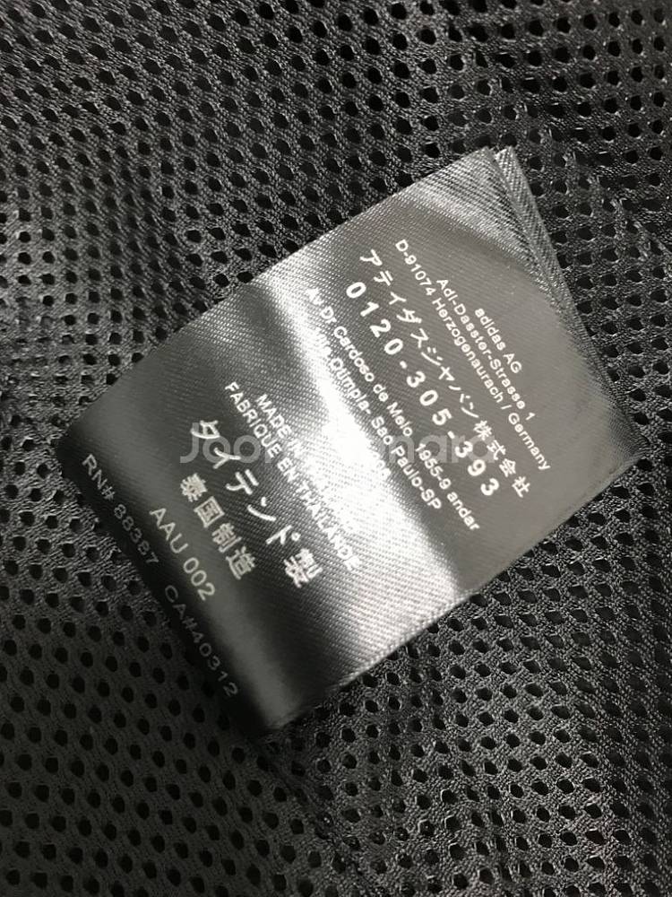 Y-3 요지 야마모토 코트 새상품 XL--3