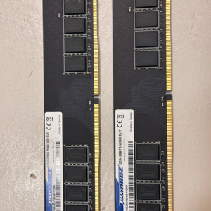 DDR4 8GB PC4U 2400 CL17 2개