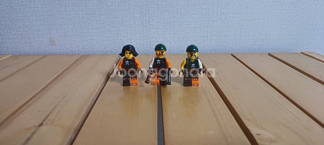 레고 닌자고 스카이 해적 피규어 팝니다!!!--3