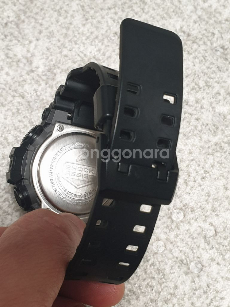 지샥 G-shock GA-700-1BDR--3