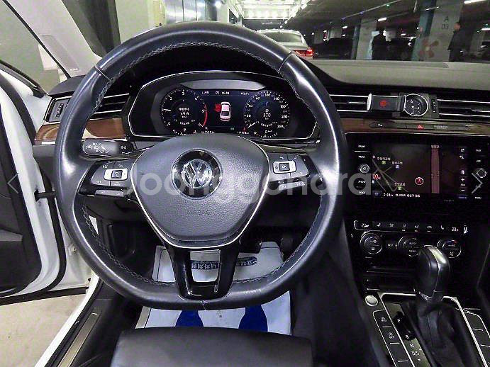 @18년식 파사트 GT(8세대) 2.0 TDI 프리미--7