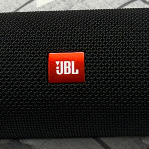 JBL Flip 5 블루투스 스피커 팝니다