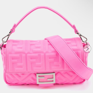 펜디 엠보 패브릭 바게트 크로스백