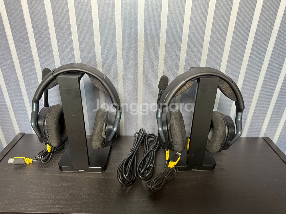커세어 무선 헤드셋 거치대 RGB 2세트--1