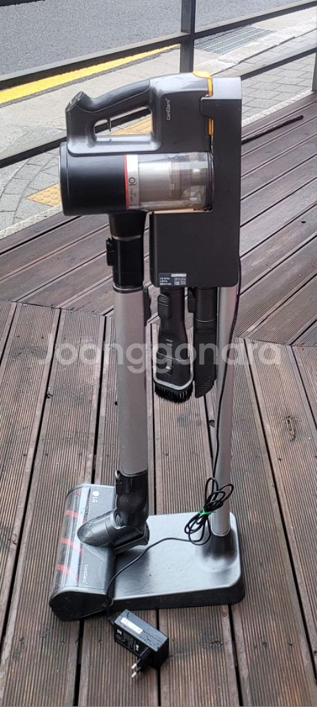 엘지 코드제로 무선청소기 부품 팝니다--7