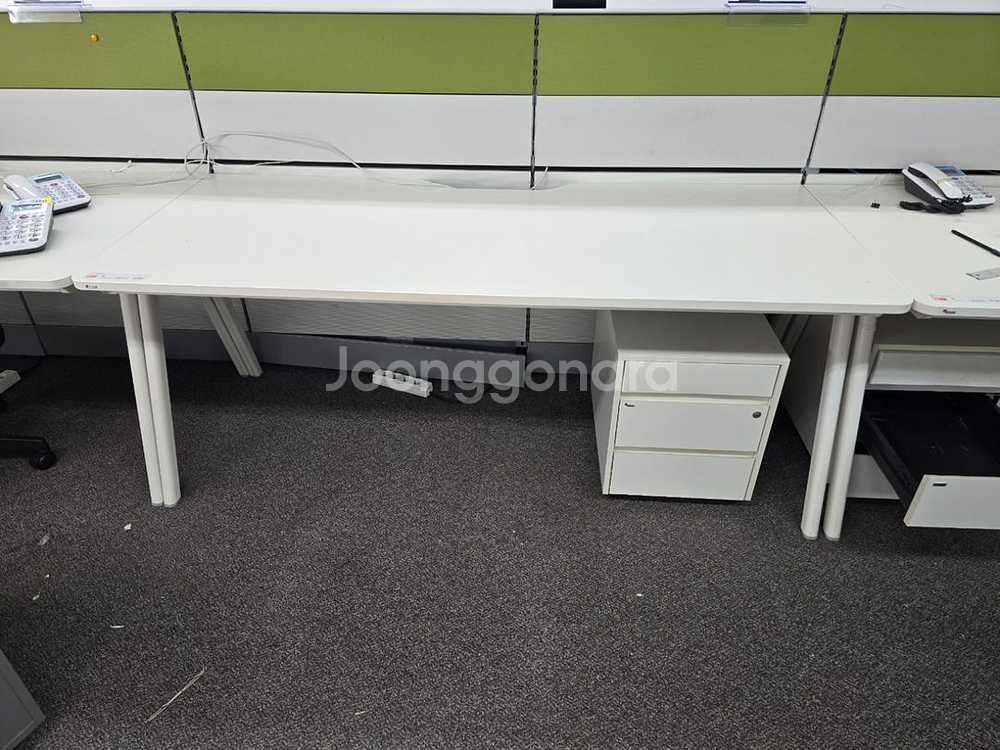 퍼시스 중고가구 사무실가구 책상 의자 파티션 회의실--8