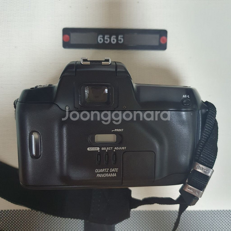 니콘 F 50 필름카메라 35-70 줌렌즈--3