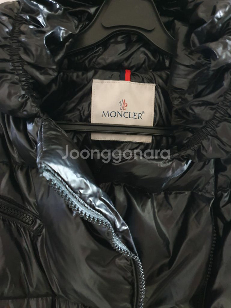 몽클레어 구스다운 패딩 130~140 블랙 유광 거위털--2