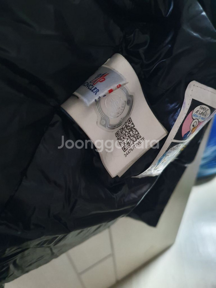 몽클레어 구스다운 패딩 130~140 블랙 유광 거위털--8