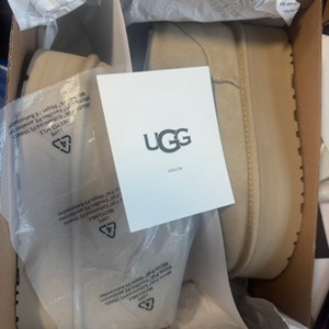 UGG 양털부츠 250씨이즈