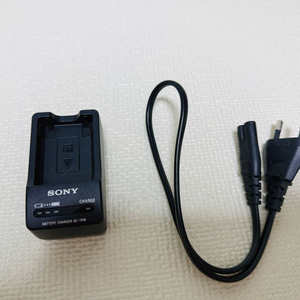 SONY BC-TRW 충전기