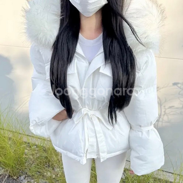 흰색 라쿤 후드 숏 패딩 퍼 리본 털 에이블리 빈티지--1