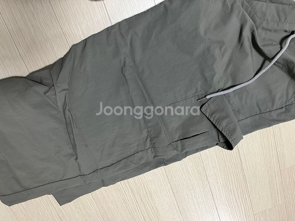 어커버 타슬란 카고 와이드 밴딩팬츠--3