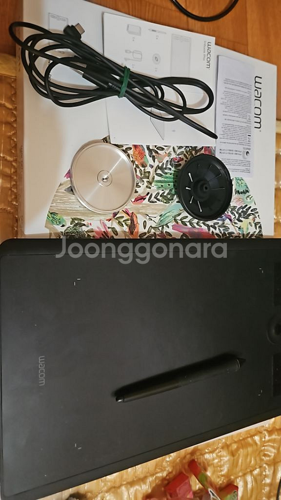 최근에 구매한 와콤 타블렛 인튜어스 프로 중형 팝니다--3