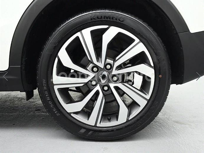 @20년식 베리 뉴 티볼리 1.5 가솔린 2WD 리미--4