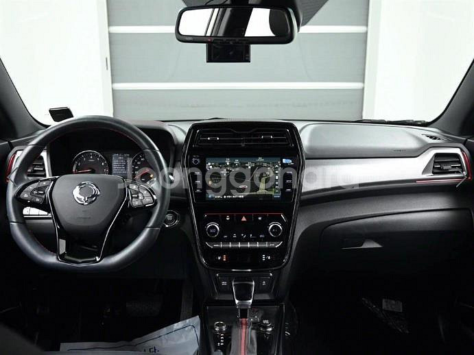 @20년식 베리 뉴 티볼리 1.5 가솔린 2WD 리미--6