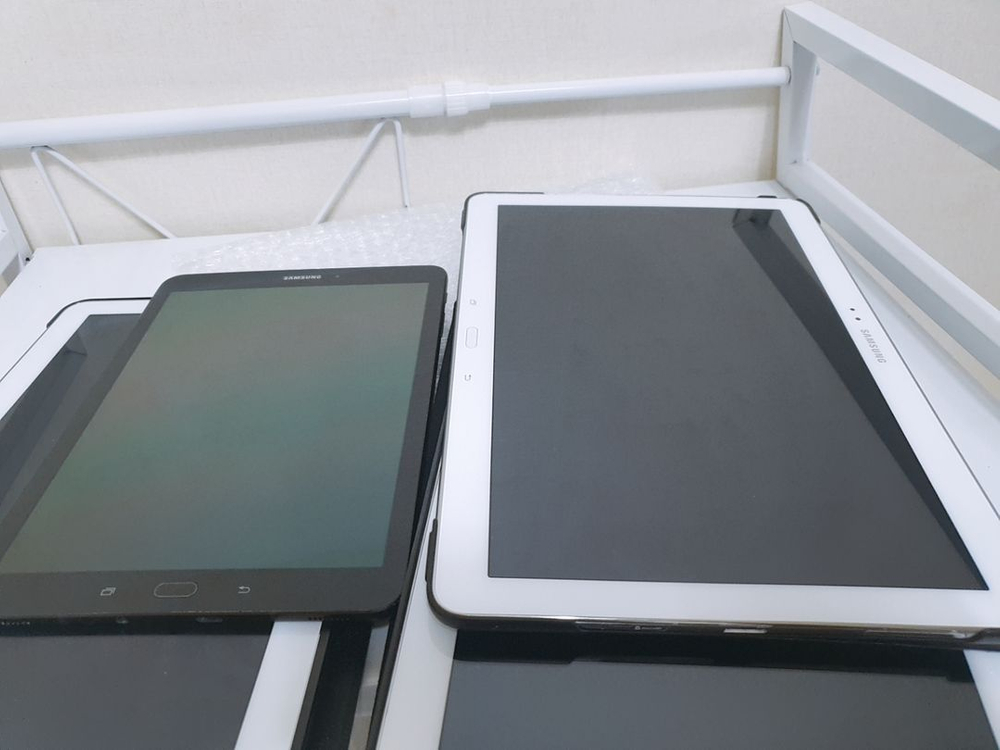 갤럭시 탭3, 갤럭시 노트프로--1