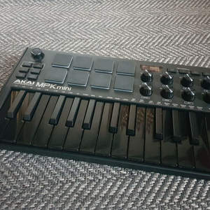 akai mpk mini mk3 블랙에디션 판매