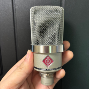 노이만 NEUMANN tlm102 tlm-102 팝니다