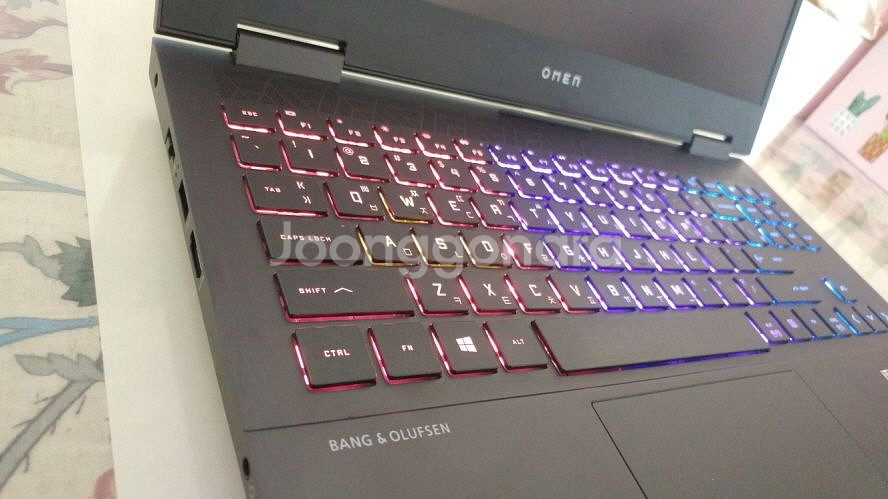 HP 오멘 고성능 게이밍 노트북/RTX2070,1TB--4