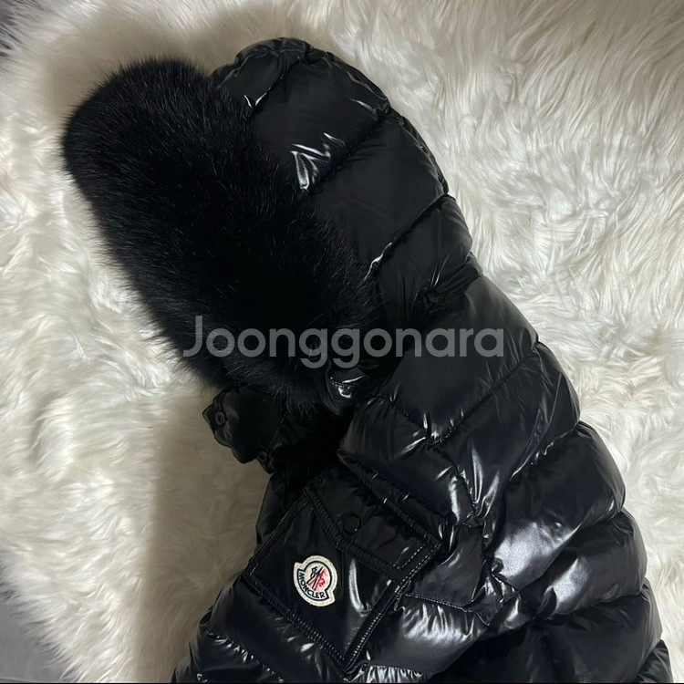 몽클레어 바디퍼 패딩 숏패딩--6