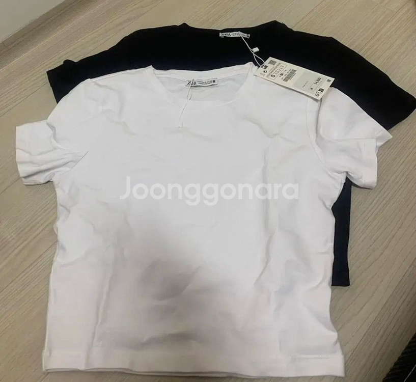 자라 ZARA 기본 블랙 화이트 흰색 검정 반팔티 크롭--6