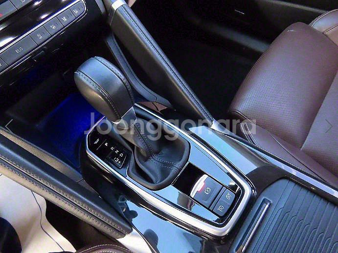 @16년식 QM6 2.0 dCi 4WD RE 시그니처--9