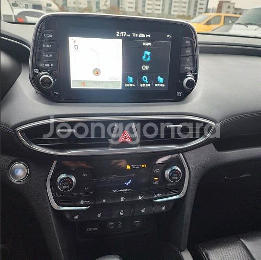 @19년식 싼타페(TM) R2.0 2WD 익스클루시브--6
