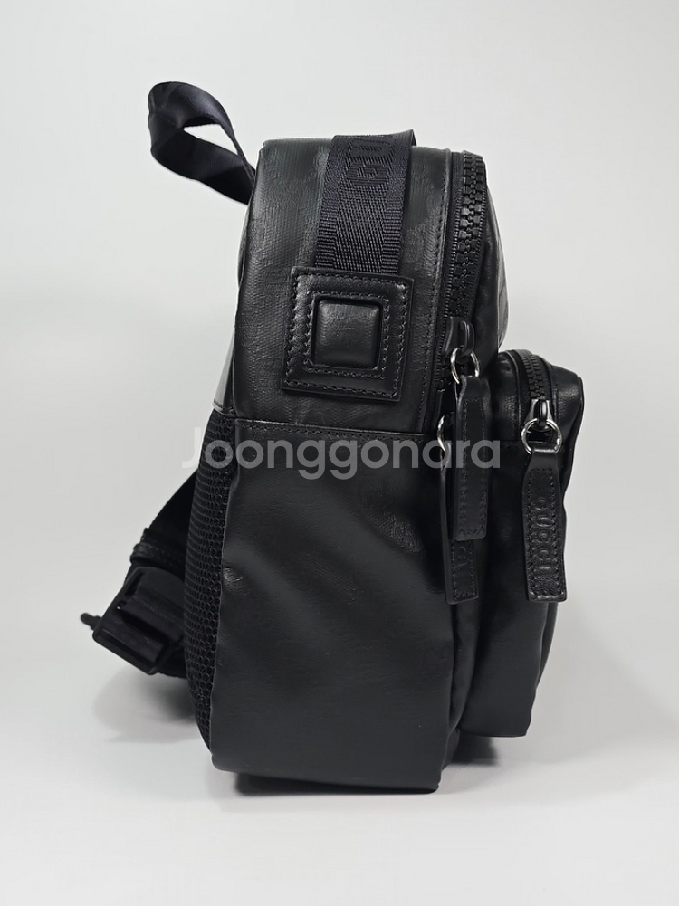 구찌 GG 크리스탈 캔버스 메신저백 숄더백--4