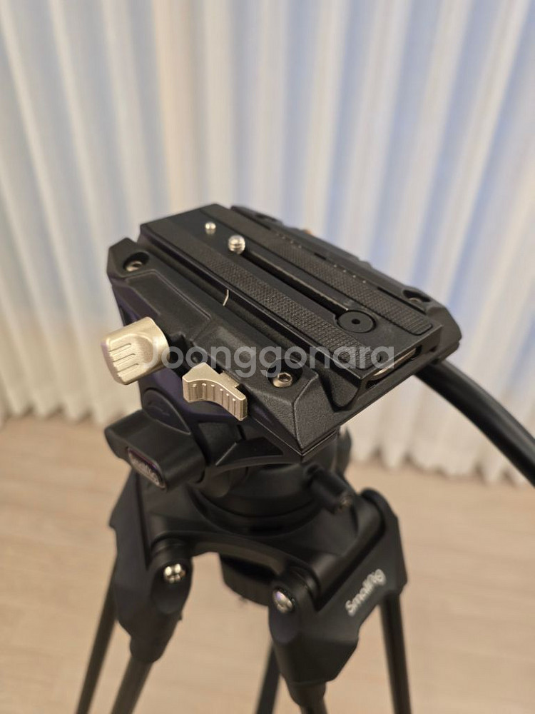스몰리그 유압식 삼각대 AD-01 SR3751B--2