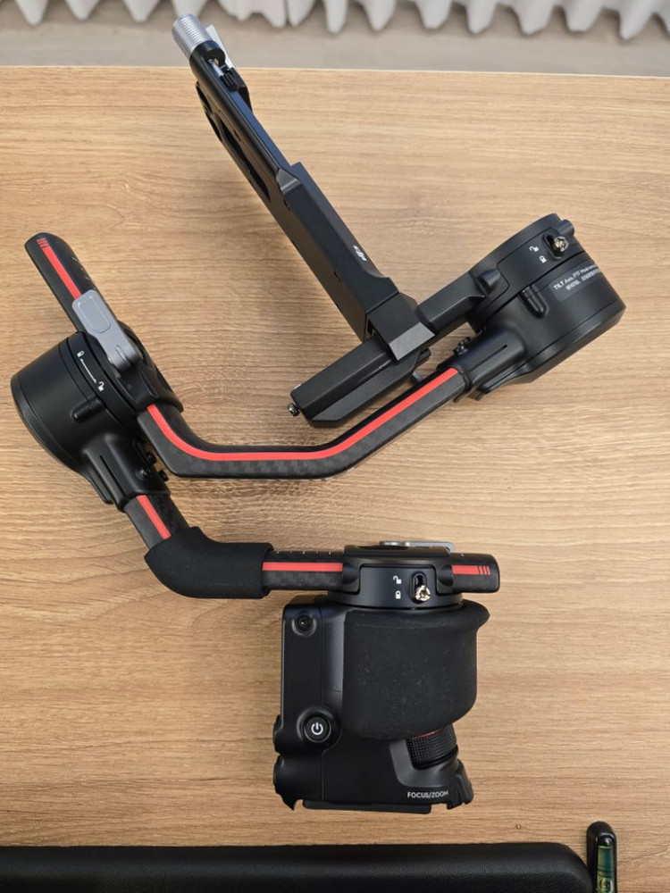 DJI 로닌 RS2 Pro combo 이미지