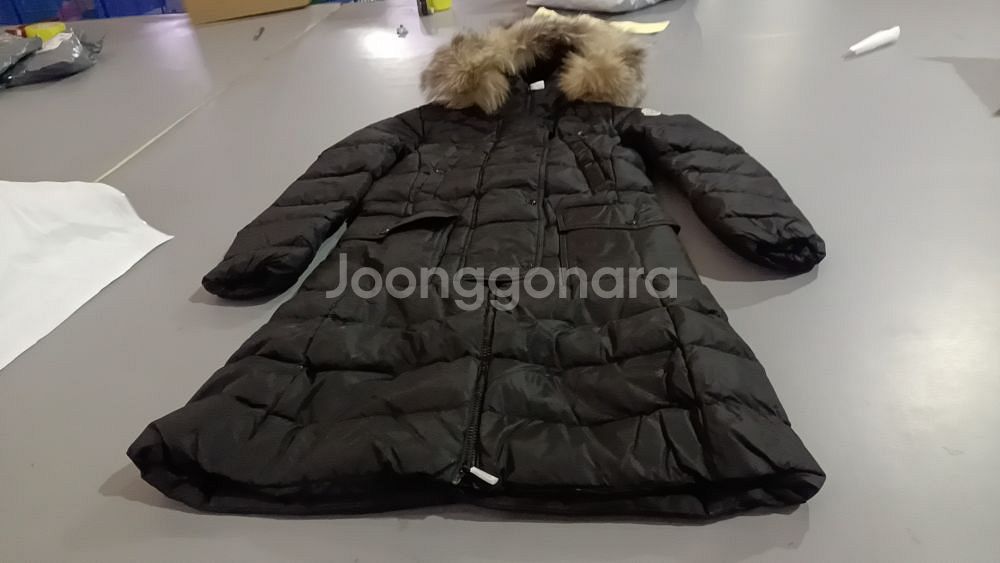 몽클 롱패딩 후드 시어링 롱다운자켓--1